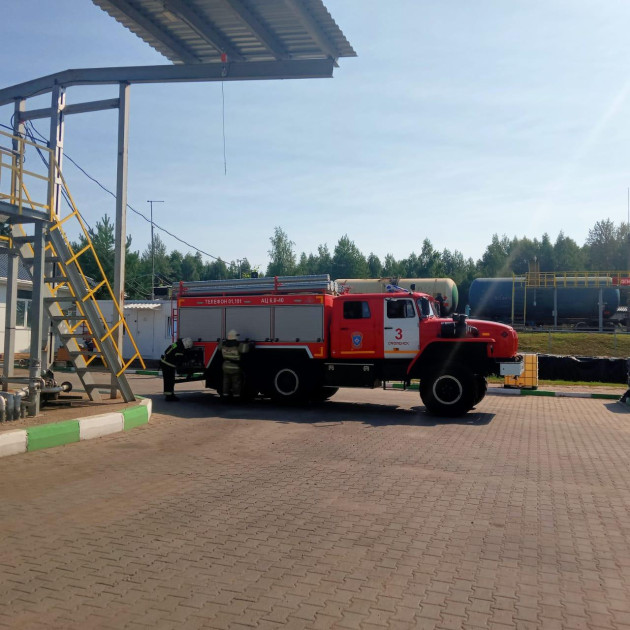 f12e39f8-e275-4fb0-aadd-88cbe820324f